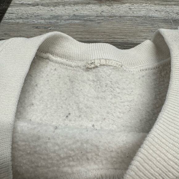 Vintage White L Cartoon Chocolate Shoebox Greetings Hallmark Sweatshirt 90s - Picture 2 of 8